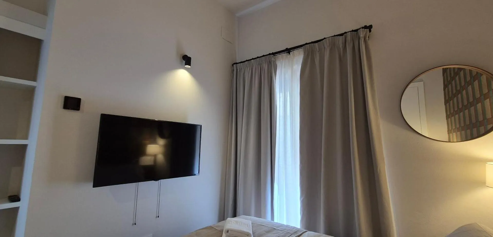 Apartamentos Robles 4 By Gades Gestion Cádiz España