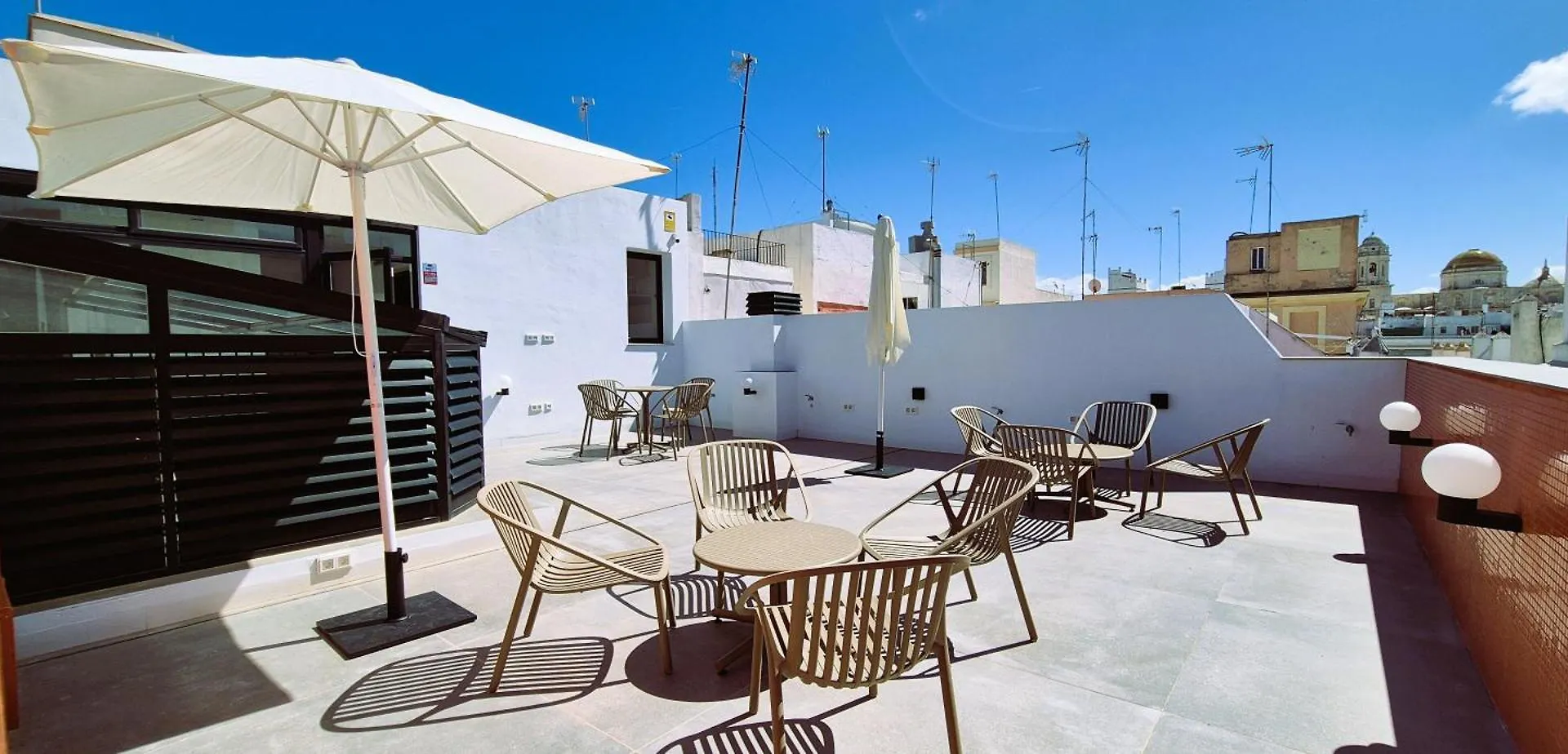 Apartamentos Robles 4 By Gades Gestion Cádiz